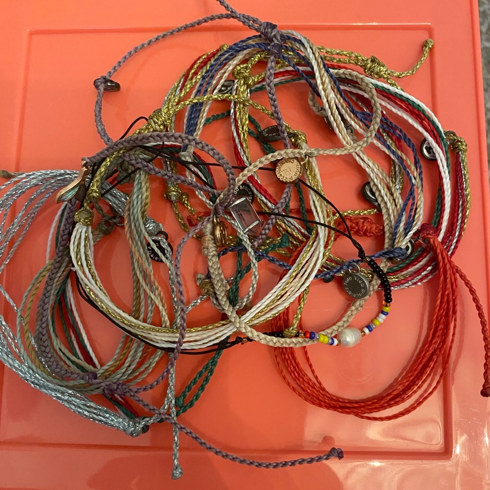 20 to 30 Pura Vida bracelets